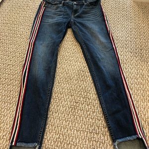 Cropped Jeans with Red/White/Blue Stripe SZ: 7